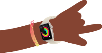 Illustration de deux bras d’enfants portant chacun une Apple Watch SE 3, l’une affichant l’app Activité, l’autre l’app Messages