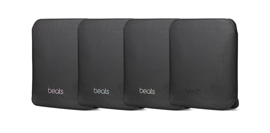 Quatre étuis Beats en tissu ripstop noir